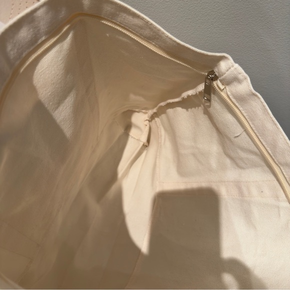 JSHealth 360 Cream Tote and Cap Set - Picture 6 of 7